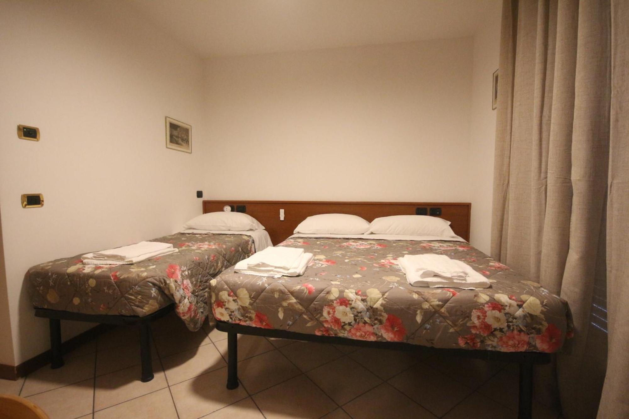 ריבה דל גארדה B&B Casa Wanda Since 1999 חדר תמונה